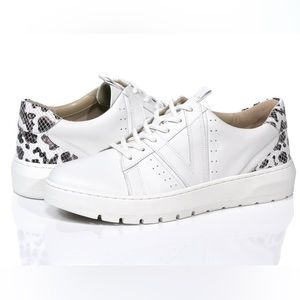Vionic Womens Leopard Simasa White Leather Casual and Fashion Sneakers Shoes 6.5